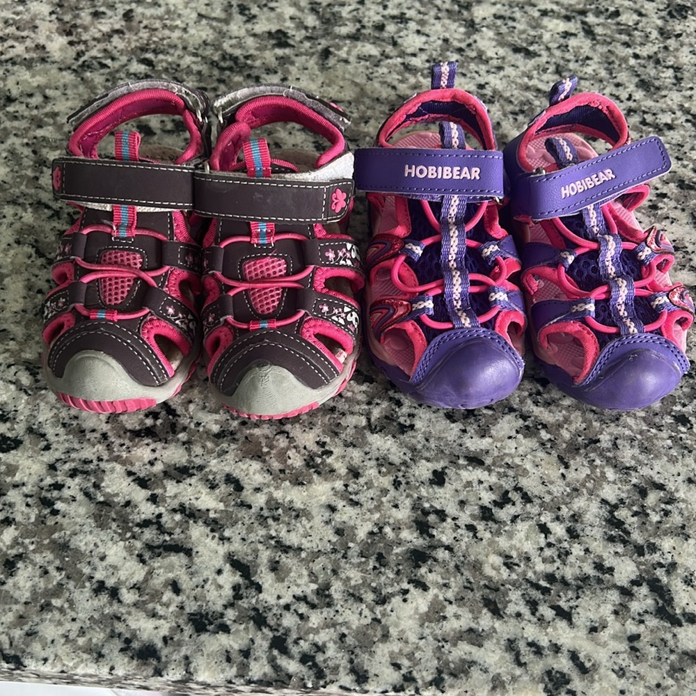 HOBIBEAR and APAKOWA Girl Sandals. Size 23